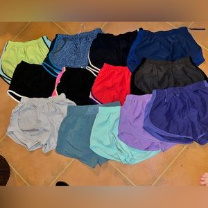 Nike shorts lot Medium